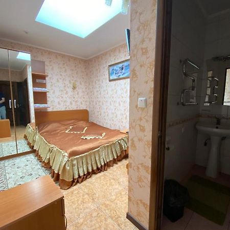 Золотий Лев Hotel Zvenyhorodka Екстериор снимка