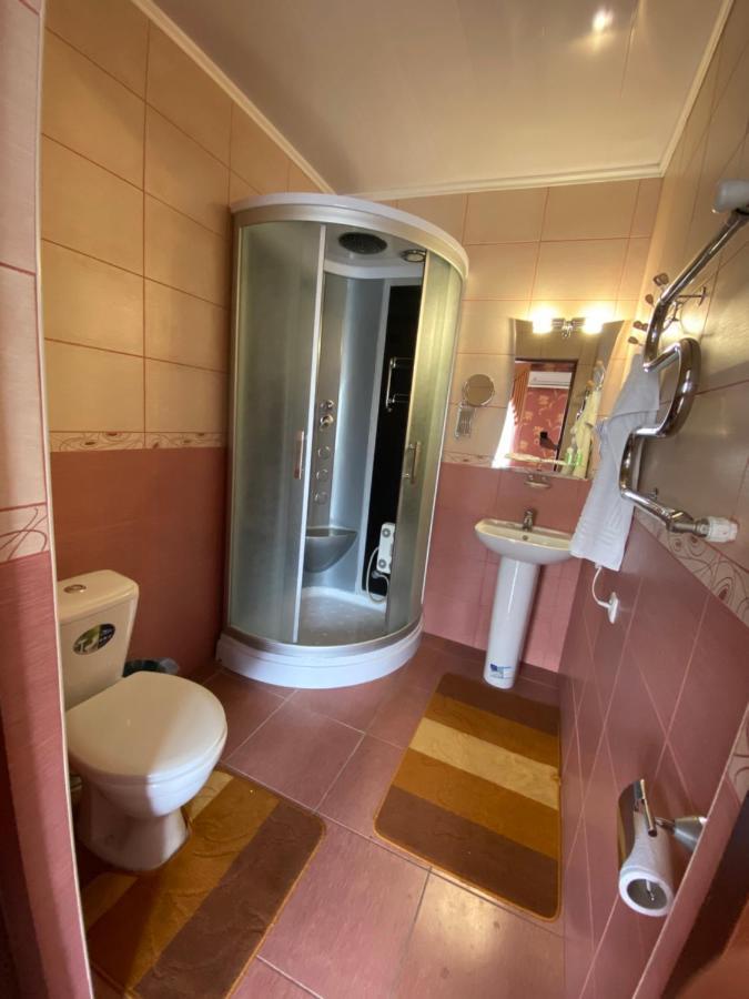 Золотий Лев Hotel Zvenyhorodka Екстериор снимка