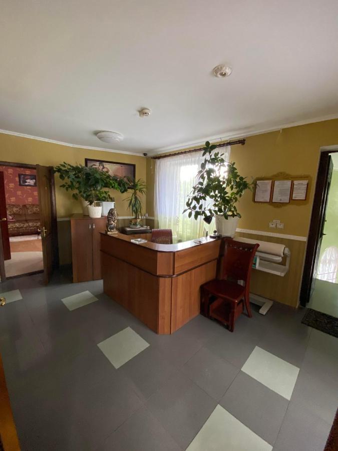 Золотий Лев Hotel Zvenyhorodka Екстериор снимка