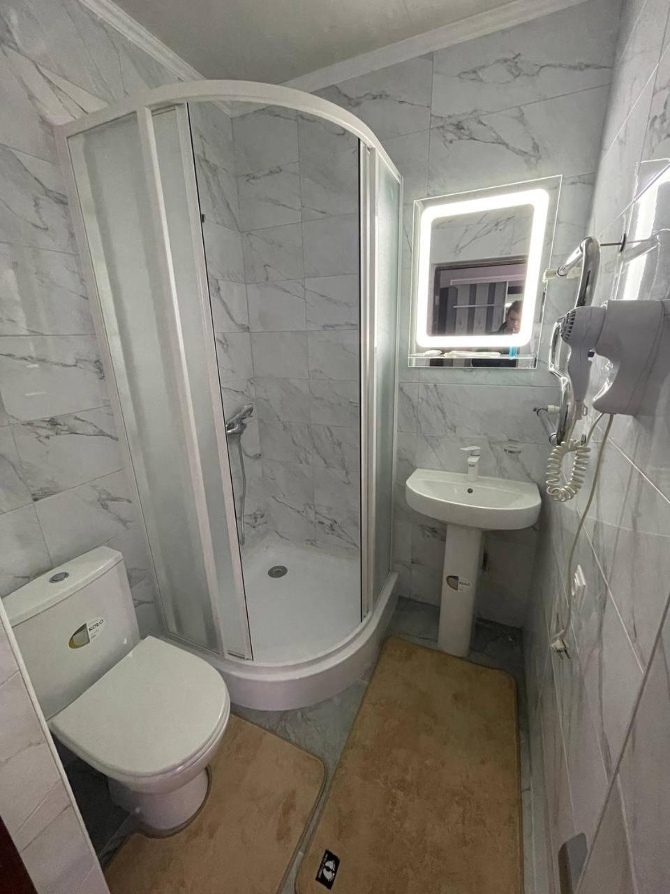 Золотий Лев Hotel Zvenyhorodka Екстериор снимка