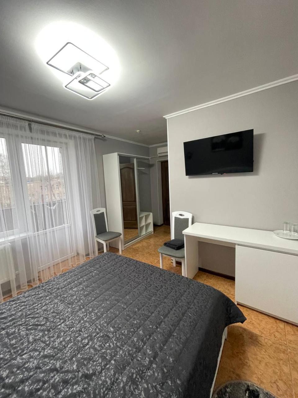 Золотий Лев Hotel Zvenyhorodka Екстериор снимка
